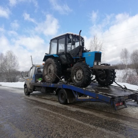 Эвакуация/перевозка Трактора